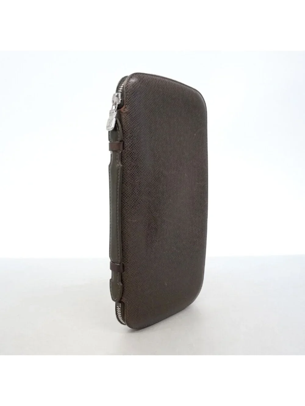 Louis Vuitton Wallet Taiga Organizer Atoll Grizzly